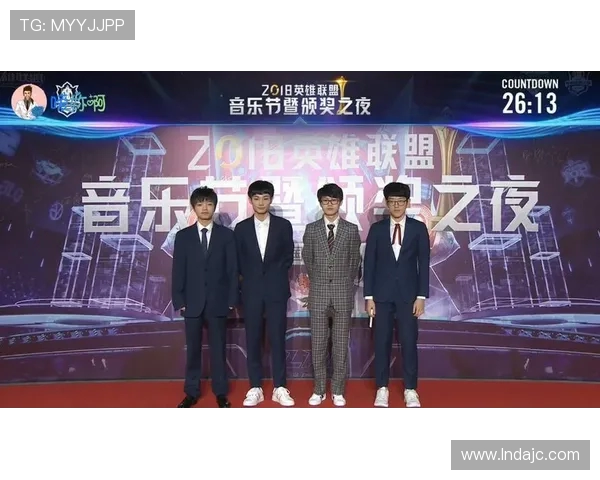 英雄联盟热点分析：深入探讨FPX战队的战术控制与团队协作